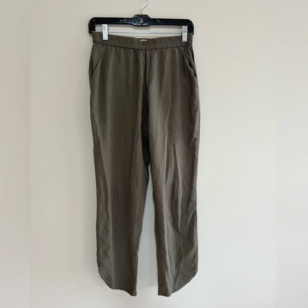 Marine Layer Allison Trouser Pants in Dusty Olive Green, size XS - Picture 3 of 11